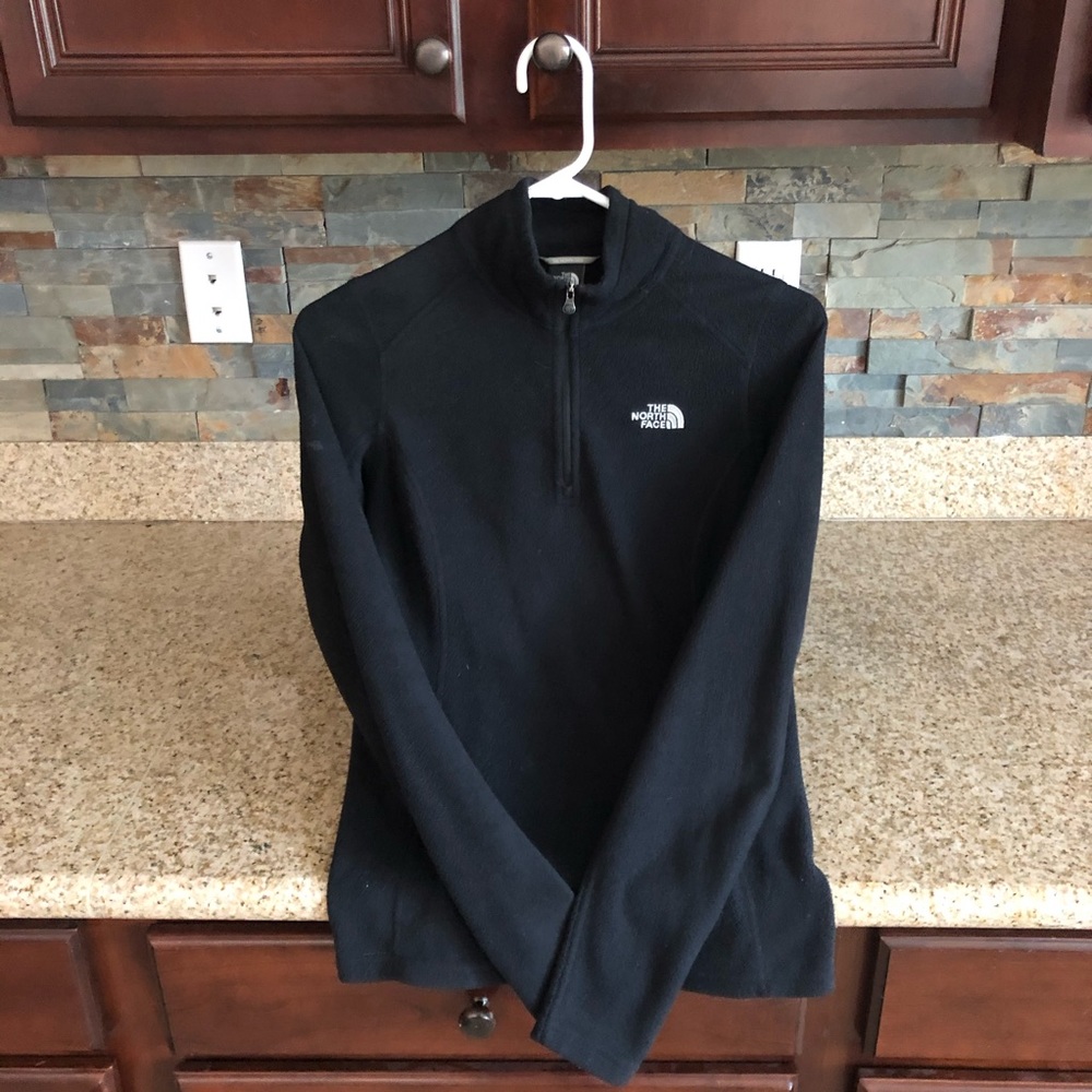 North Face Pull Over